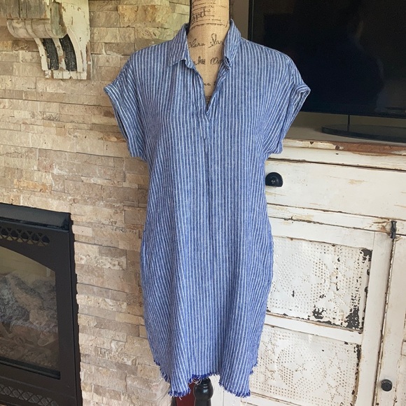 Harper Dresses & Skirts - Harper blue and white stripe short sleeve collar shirt linen blend dress pocket